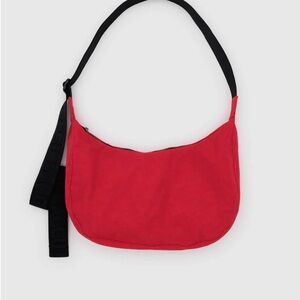 BAGGU Medium Nylon Crescent Bag- Candy Apple Red